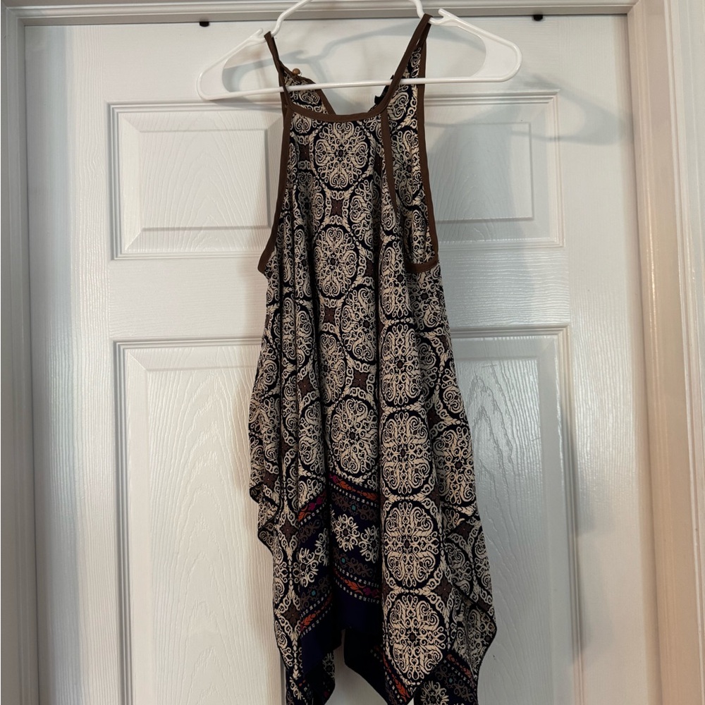Romeo & Juliet Couture Swirl Print Top